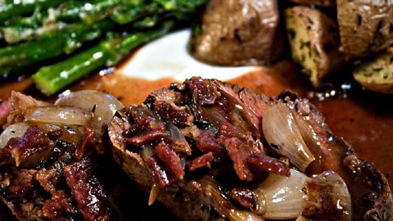 Beef Tenderloin With Roasted Shallots