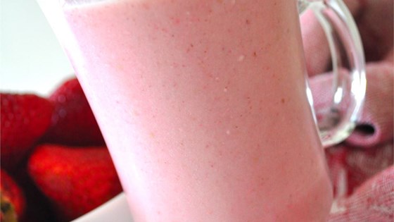 B and L's Strawberry Smoothie