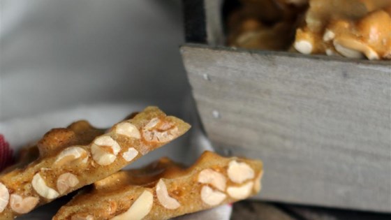 Microwave Oven Peanut Brittle