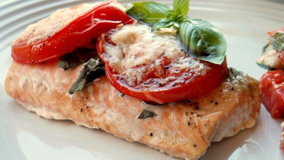 Tomato Basil Salmon