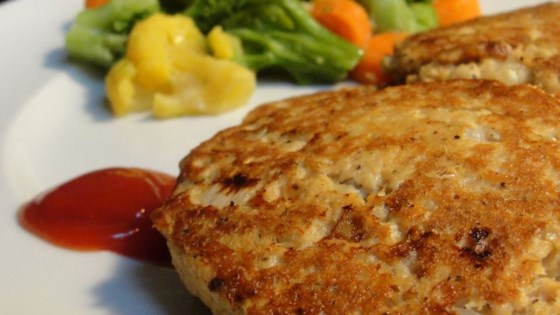 Grandma's Famous Salmon Cakes