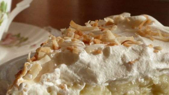 Old Fashioned Coconut Cream Pie