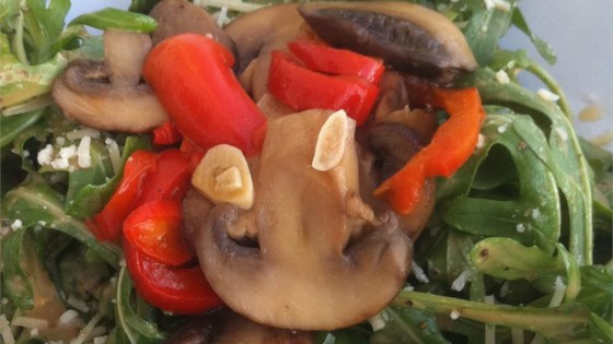 Roasted Portobello, Red Pepper, and Arugula Salad for One