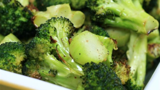 Easy Roasted Broccoli