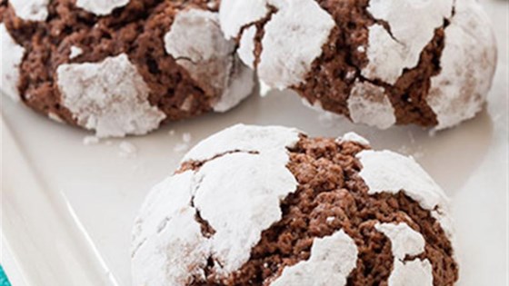 Chocolate Mint Crinkle Cookies